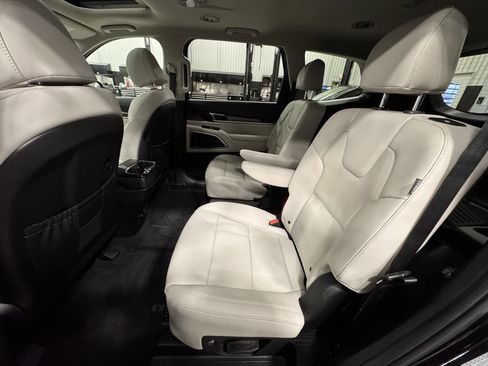 Certified 2024 Kia Telluride S w/ S Sunroof Package image 22