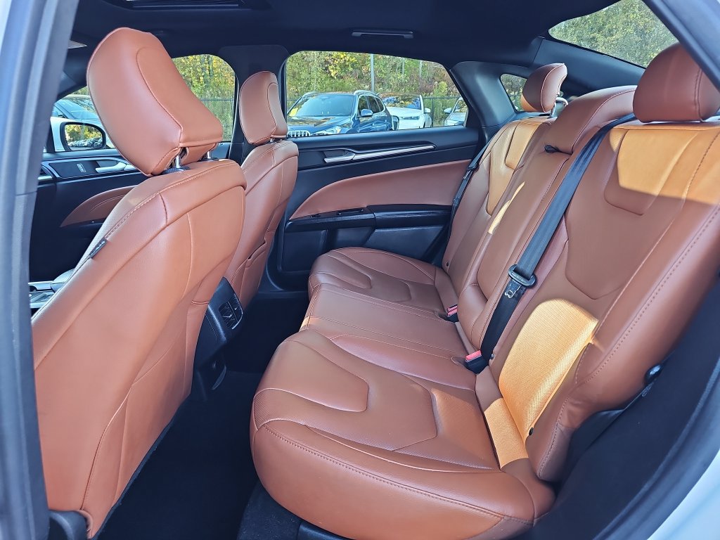 Used 2020 Ford Fusion Titanium FWD image 27