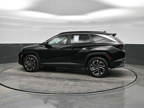 Certified 2025 Hyundai Tucson Limited AWD/4WD image 5