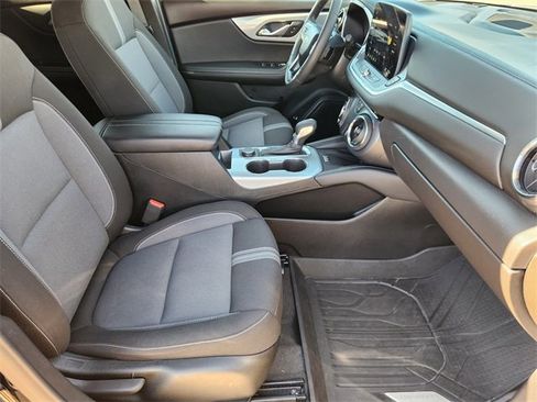 Used 2024 Chevrolet Blazer LT w/ Convenience Package image 14