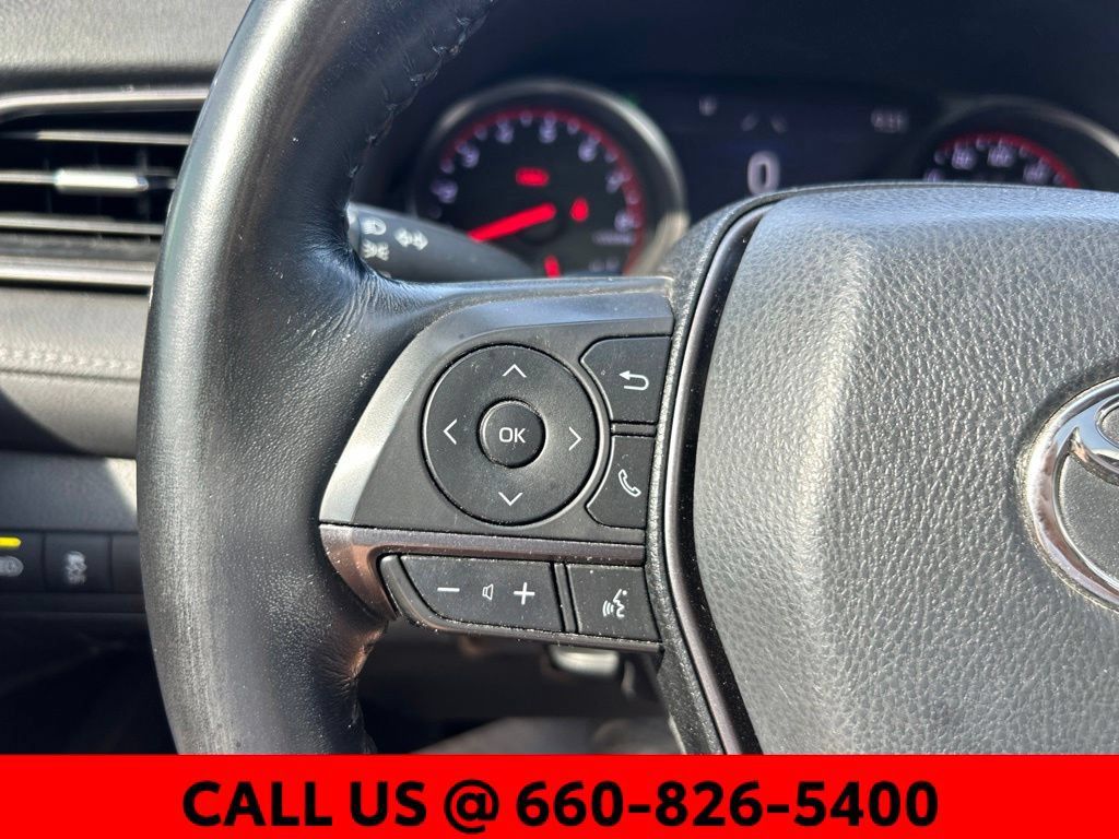Used 2021 Toyota Camry XSE FWD image 15