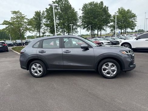 Certified 2024 Honda HR-V LX image 9