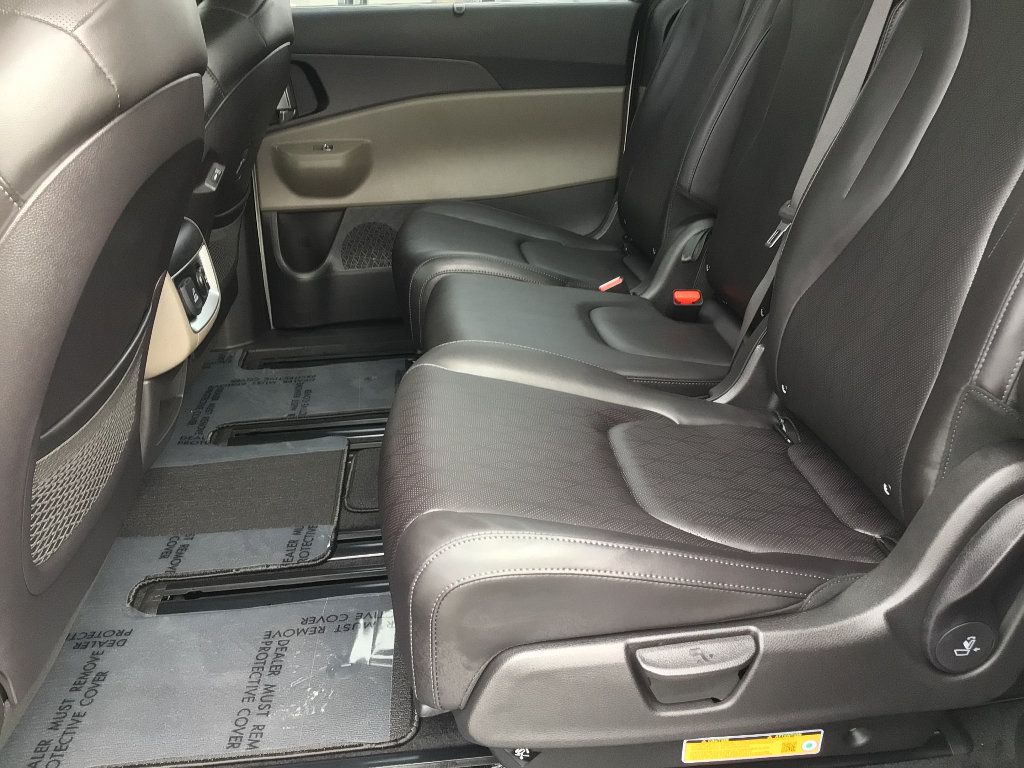 New 2026 Kia Carnival SX FWD image 17