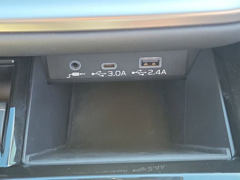 Certified 2025 Subaru Legacy Limited w/ Popular Package #3 image 24