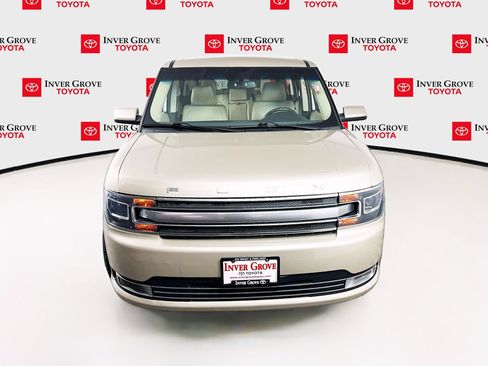 Used 2018 Ford Flex Limited w/ Equipment Group 303A AWD/4WD image 2