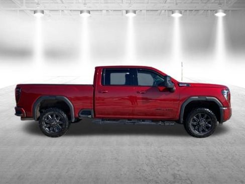 Used 2024 GMC Sierra 2500 AT4 w/ Technology Package image 4
