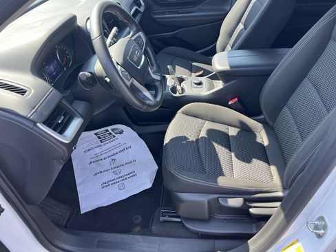 Used 2023 GMC Terrain SLE w/ Elevation Edition FWD image 16