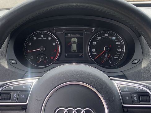 Used 2018 Audi Q3 2.0T Premium Plus w/ Premium Plus Package FWD image 14