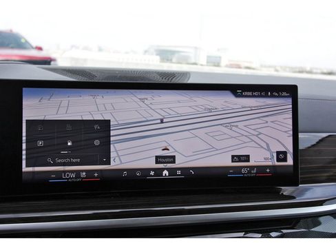 Used 2025 BMW X7 xDrive40i image 21