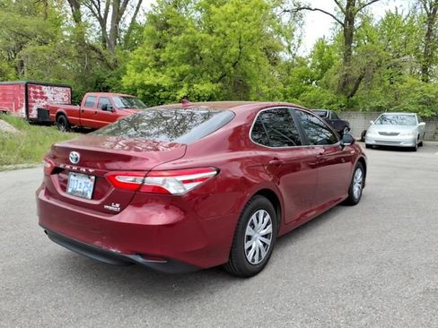 Certified 2020 Toyota Camry LE w/ Carpet Mat Package FWD image 8