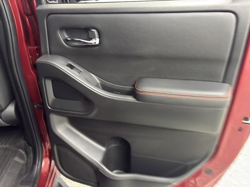 Used 2023 Nissan Frontier PRO-4X w/ Pro Convenience Package image 49