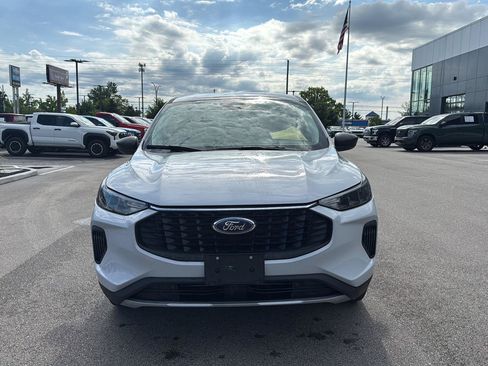 Used 2025 Ford Escape Active AWD/4WD image 8