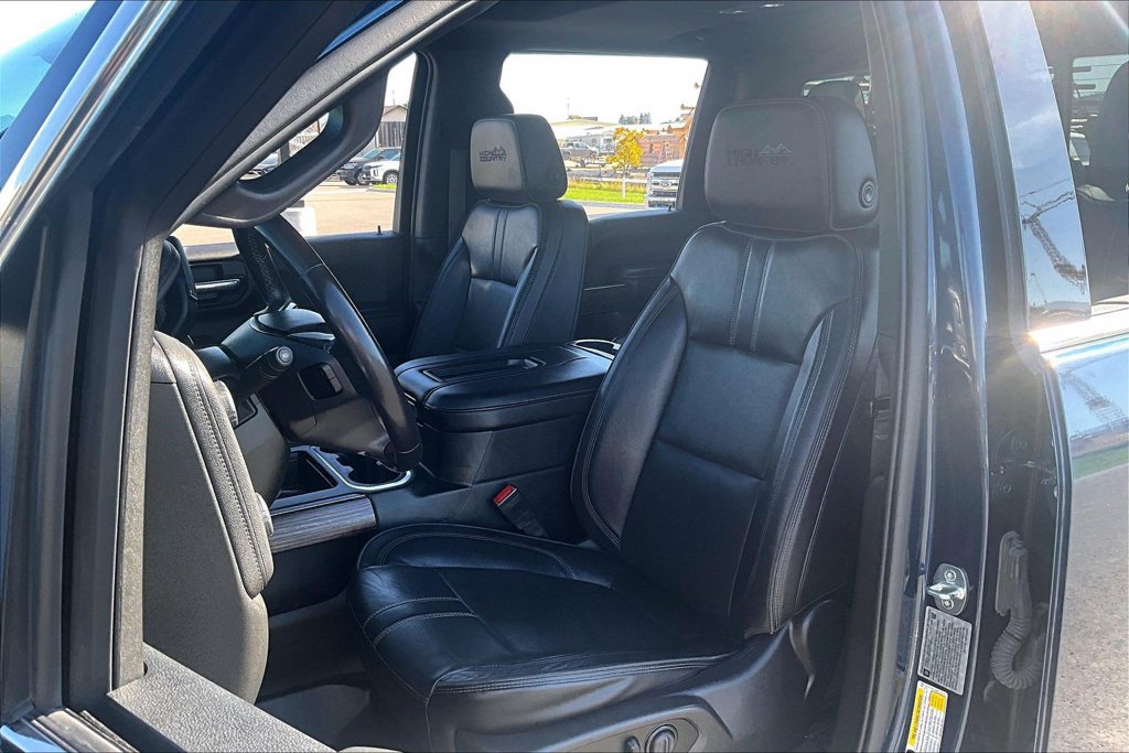 Used 2021 Chevrolet Silverado 3500 High Country AWD/4WD image 26
