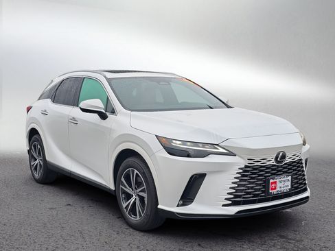 Used 2026 Lexus RX 350h w/ Convenience Package image 7