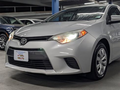 Used 2016 Toyota Corolla S image 4