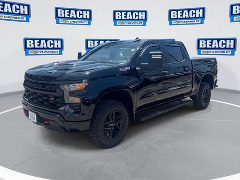 Used 2022 Chevrolet Silverado 1500 Custom Trail Boss AWD/4WD image 1
