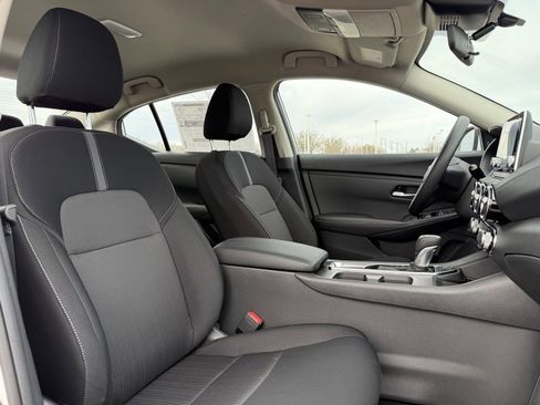 Certified 2025 Nissan Sentra SV image 27