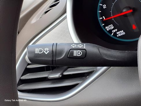 Used 2025 Chevrolet Malibu LT image 19