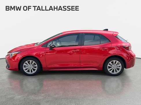 Used 2026 Toyota Corolla SE FWD image 9