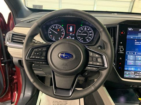 Used 2025 Subaru Forester Limited AWD/4WD image 7