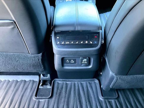 Used 2023 INFINITI QX60 Autograph w/ Cargo Package AWD/4WD image 17