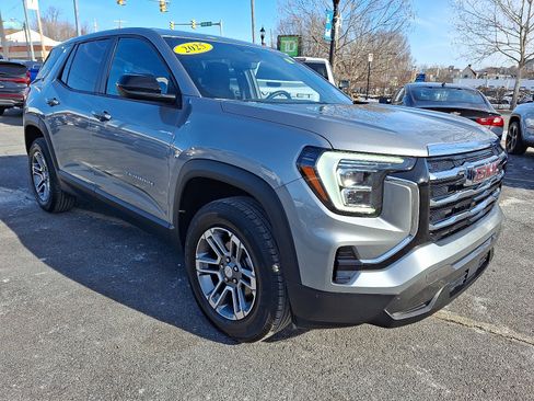 Used 2025 GMC Terrain Elevation image 7