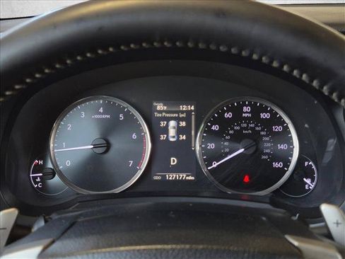 Used 2017 Lexus IS 200t RWD image 10