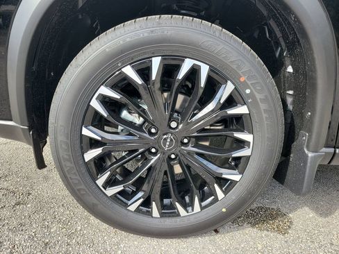New 2026 Nissan Rogue Dark Armor FWD image 10