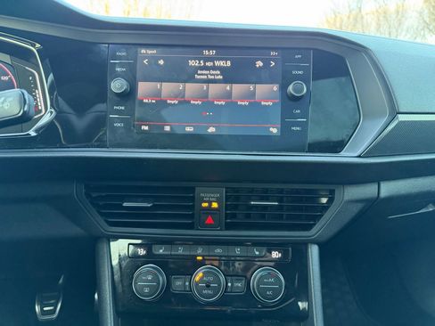 Used 2019 Volkswagen Jetta GLI Autobahn image 10