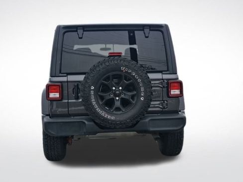 Used 2021 Jeep Wrangler Unlimited Willys image 8