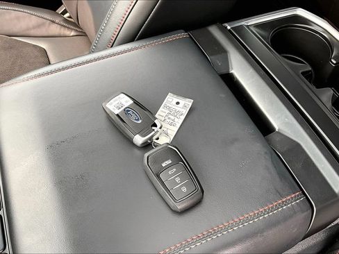 Used 2025 Ford F150 Raptor AWD/4WD image 10