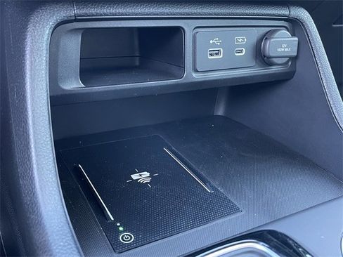 New 2025 Honda Pilot Touring image 19