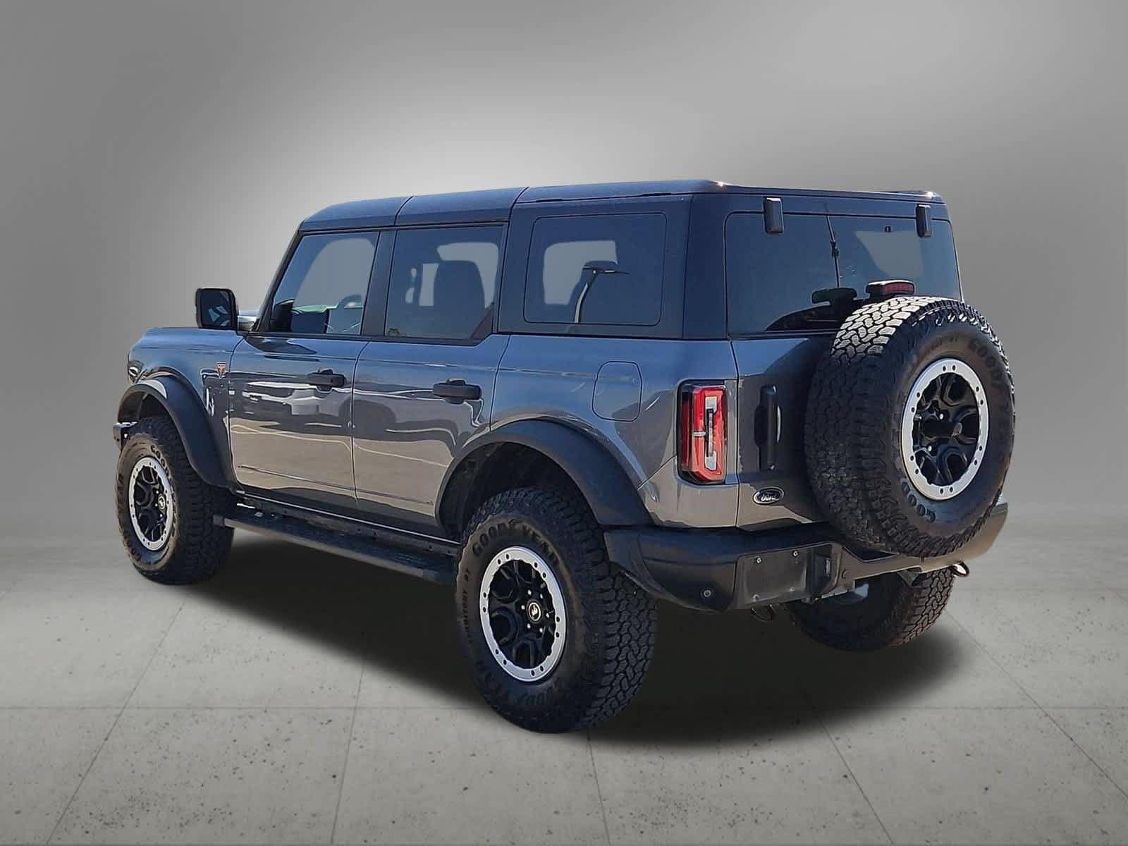 Used 2025 Ford Bronco Badlands AWD/4WD image 4