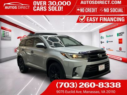 Used 2019 Toyota Highlander SE