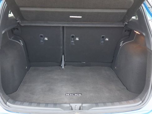 Used 2023 Nissan Kicks SR w/ SR Premium Package image 23