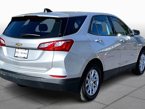 Used 2019 Chevrolet Equinox LS image 11