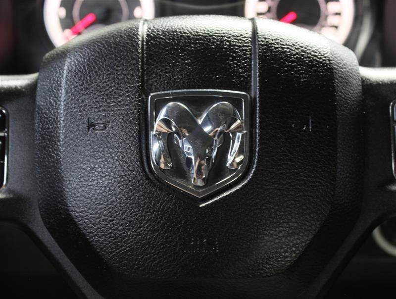 Used 2014 RAM 1500 Express AWD/4WD image 12