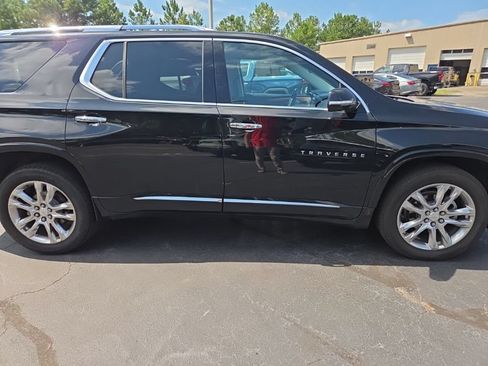 Used 2020 Chevrolet Traverse High Country AWD/4WD image 7