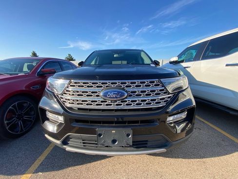 Used 2023 Ford Explorer Limited AWD/4WD image 14