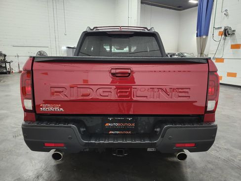 Used 2025 Honda Ridgeline Black Edition image 19