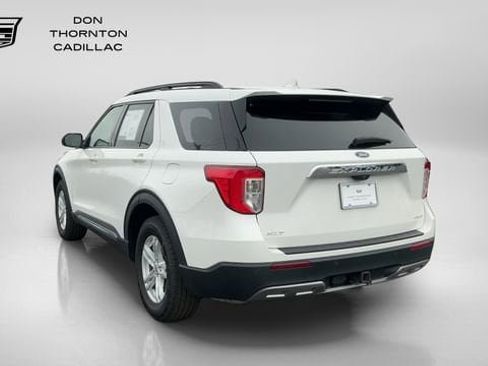 Used 2022 Ford Explorer XLT w/ Equipment Group 202A AWD/4WD image 3