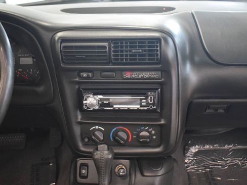 Used 2002 Chevrolet Camaro Z28 RWD image 47