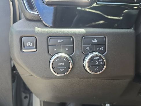 Certified 2025 GMC Sierra 1500 Elevation AWD/4WD image 22