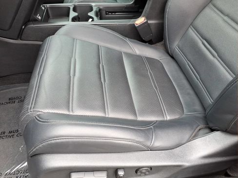 Used 2022 Honda CR-V EX-L image 17