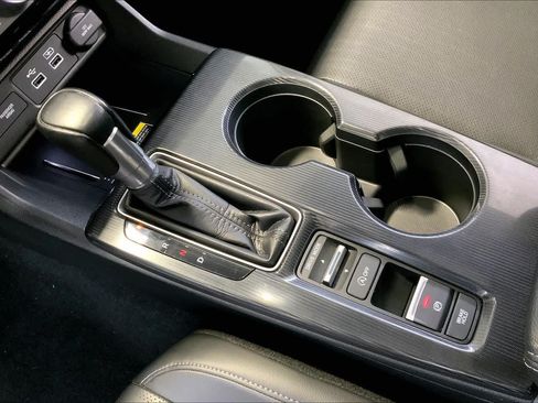 Used 2022 Honda Civic Touring image 16