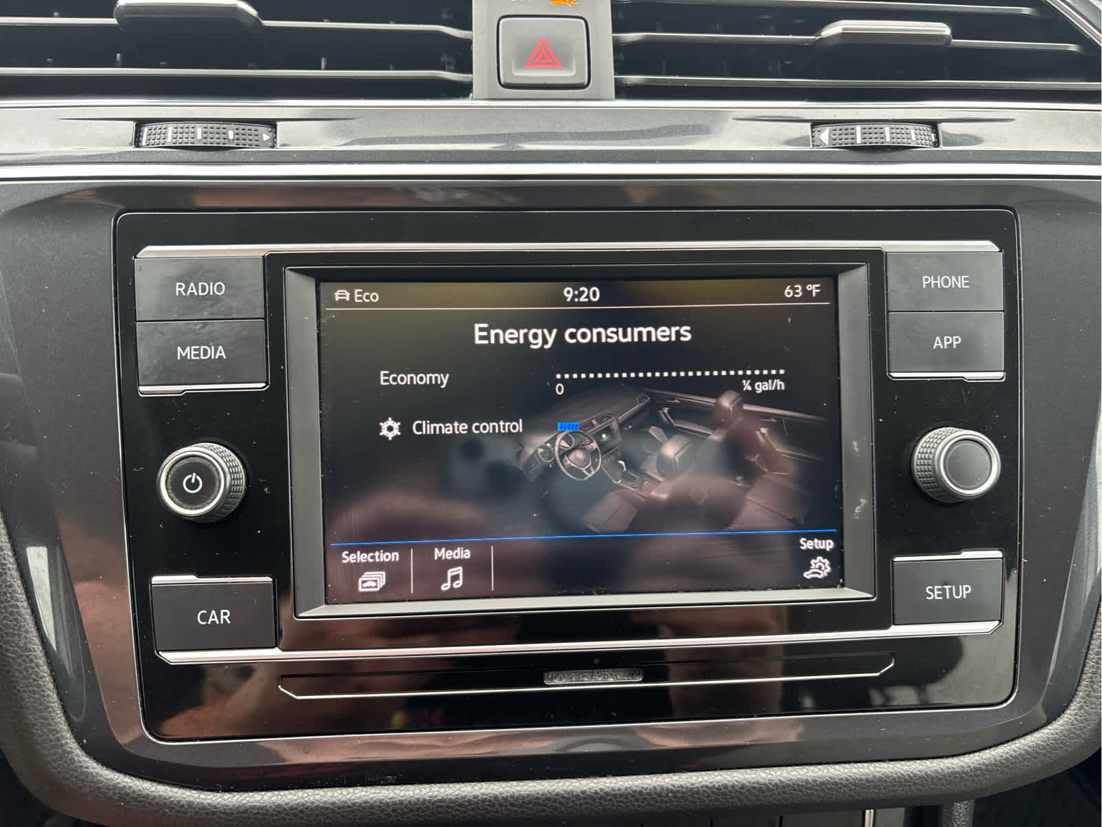 Used 2019 Volkswagen Tiguan S w/ Driver Assistance Package AWD/4WD image 17