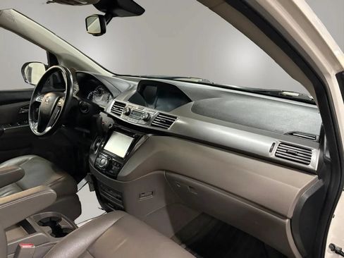 Used 2017 Honda Odyssey Touring image 20