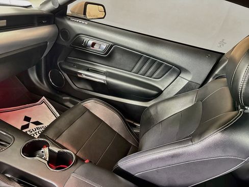 Used 2019 Ford Mustang GT Premium RWD image 23