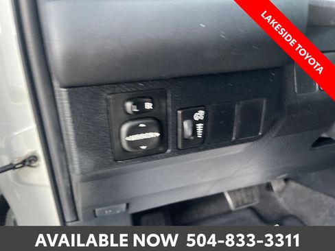 Used 2016 Toyota RAV4 XLE FWD image 25