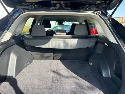 Used 2021 Toyota RAV4 XLE FWD image 9